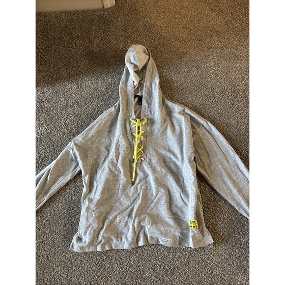 Forever 21 Tops - Forever 21 Lace Up Sweatshirt Size Medium
